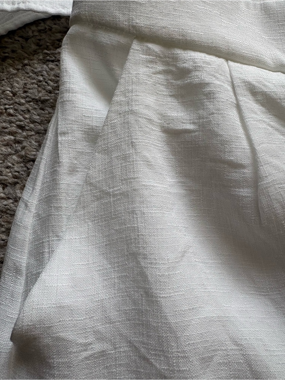 White Linen Blend Sleeveless Button Front Top & Shorts Set | Size Large - Picture 7 of 11
